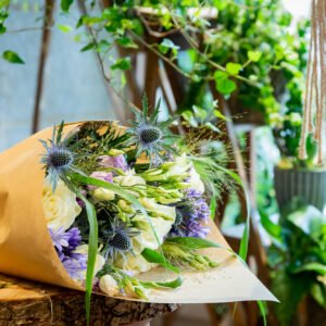 Bouquet Champêtre de Fleurs Fraîches « Rêverie Azur »